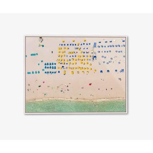 Edition Aerial Views Bernhard Lang Image: AV_Miami_III_007 Size A: 59,0 x 44,2 inches, 150 x 112,5 cm Captured in 2016...