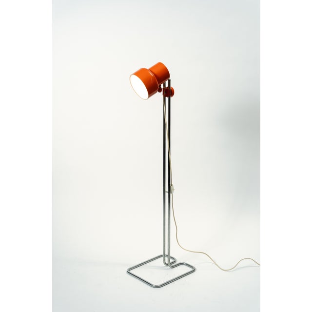 1970s Scandinavian Modern Space Age Orange Floor Lamp with Chrome Pole and Geometric Base by Börje Claes for Ikea, 1970s For Sale - Image 5 of 5