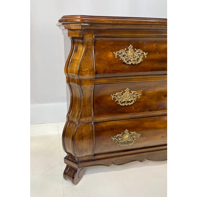 Late 20th Century Late 20th Century Henredon Viennese/French Provincial Bombe Chest or Commode For Sale - Image 5 of 16