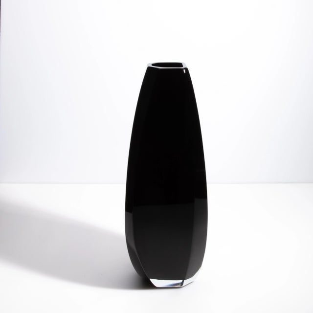 Hand Blown Murano Vase Vela in Onyx Black Tall For Sale - Image 4 of 10