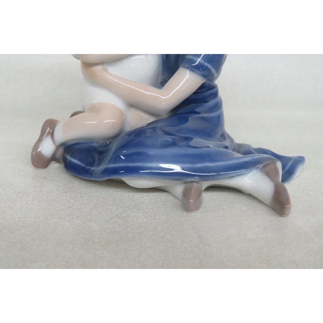 1970s Bing and Grondahl 1568 Boy and Girl Children Playing Porcelain Figurine For Sale - Image 5 of 13