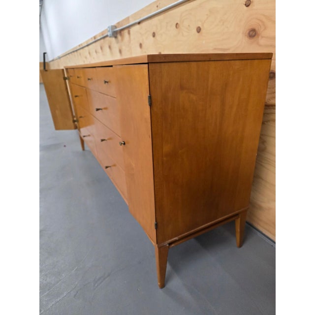 Mid-Century Modern Paul McCobb 20 Drawer Mr. And Mrs. Dresser Winchendon Furniture 1960s Mid Century Modern For Sale - Image 3 of 14