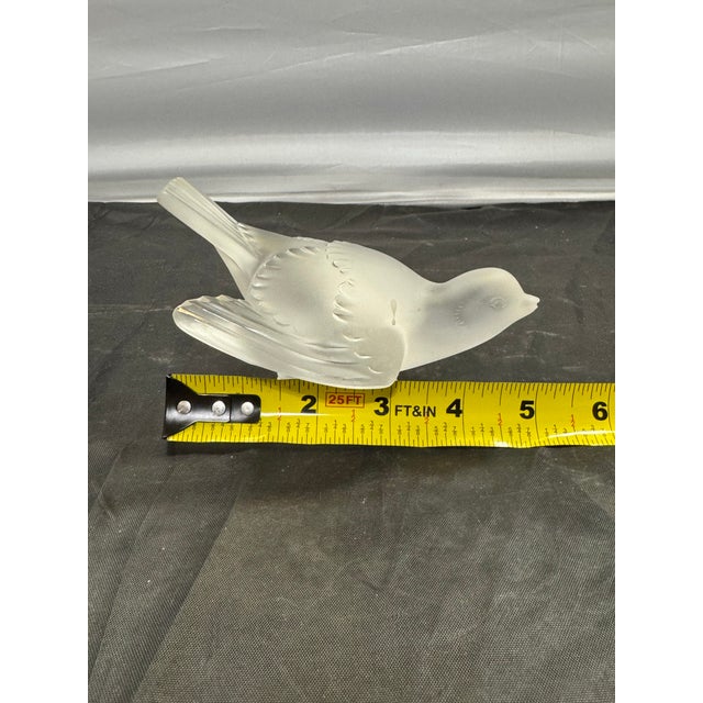 Transparent Late 20th Century Lalique France Frosted Crystal Sparrow "Coléreux" Angry Bird Figurine #11633 For Sale - Image 8 of 10