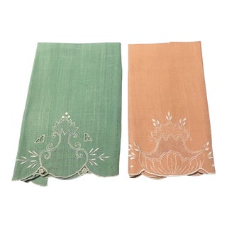 Fine Linen Fingertip Towels - a Pair For Sale