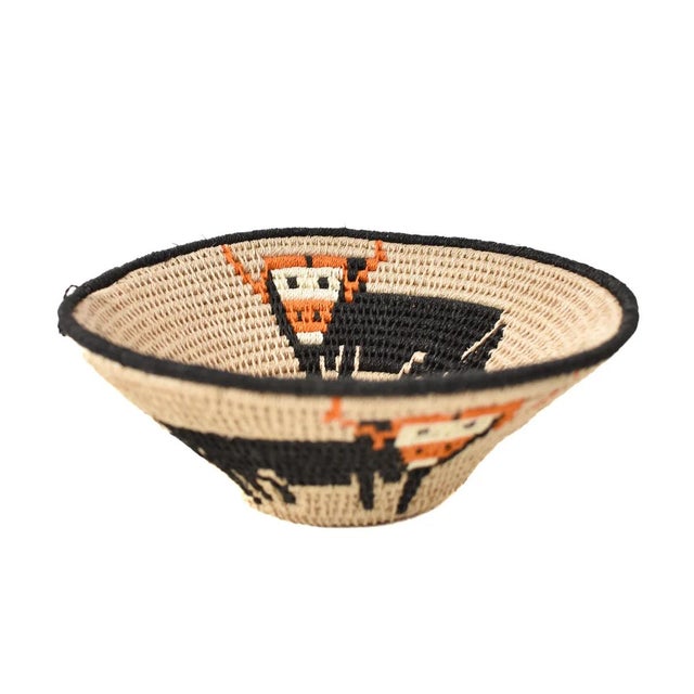 Early 20th Century Sisal Handwoven Cape Buffalo Basket Eswatini 7inch For Sale - Image 4 of 6