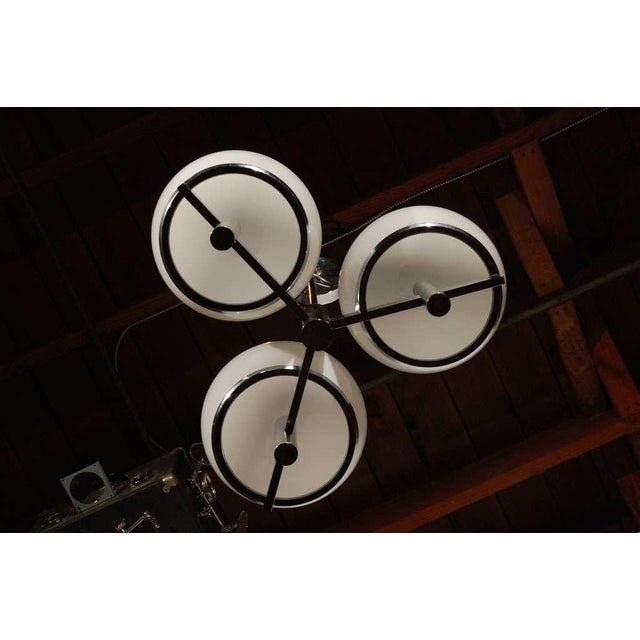 1960s Vintage Chrome & White Lightolier Ceiling Fixture For Sale In Los Angeles - Image 6 of 9