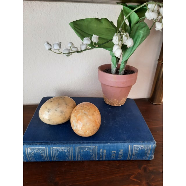 Italian Marble Eggs Yellow Gold Easter For Sale - Image 4 of 6