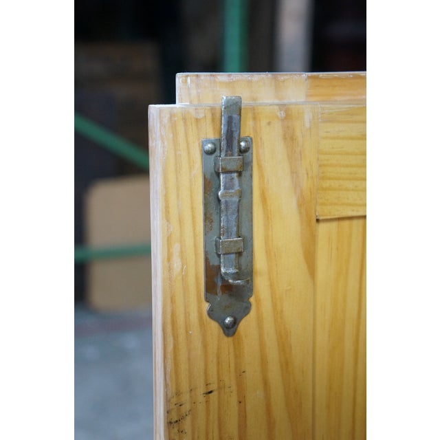 Vintage Link Taylor French Country Pickled Oak Tv Media Cabinet Armoire Hutch, Attributed For Sale - Image 10 of 18