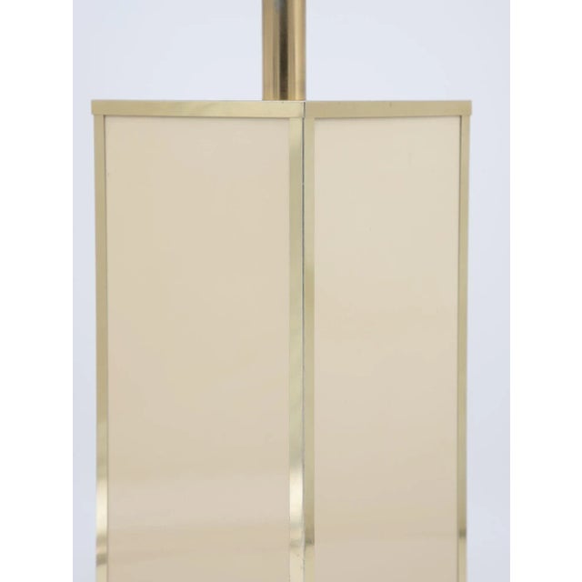 Ivory Colored Glass Table Lamp, 20th Century For Sale - Image 4 of 7