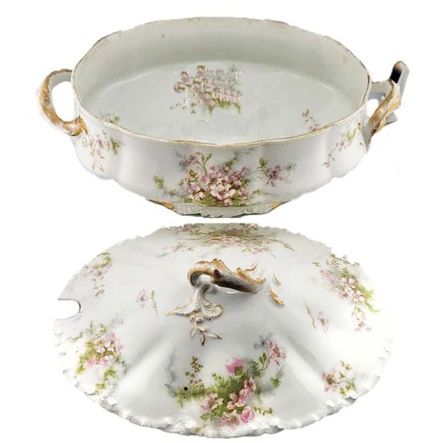 Charming Haviland Limoges porcelain oval covered serving dish in the Schleiger 146b pattern. Pink & green florals on white...