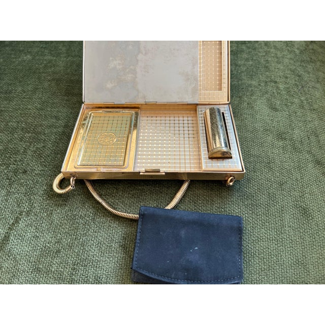 1950s Mid-Century Evans Wristlet Compact Vanity Kit and Cigarette Case For Sale In New York - Image 6 of 18