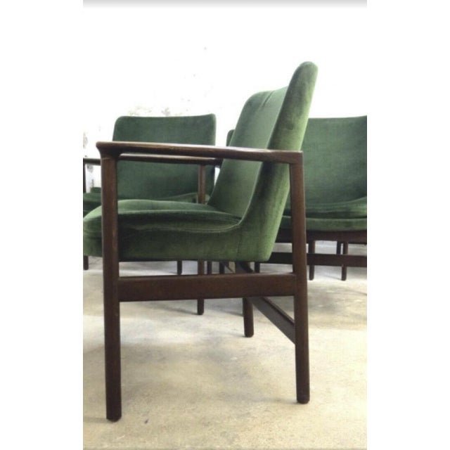 Mid-Century Danish Armchair in Deep Green Velvet Velour attributed to Ib Kofod-Larsen for Fröscher KG, Germany, 1960s For Sale - Image 6 of 14