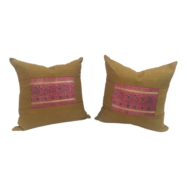Crate & Barrel Silk Metallic Kendra Pillows For Sale