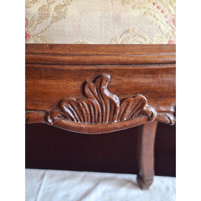 Louis XV Genoese Chairs in Walnut, 1750, Set of 8 For Sale - Image 13 of 18