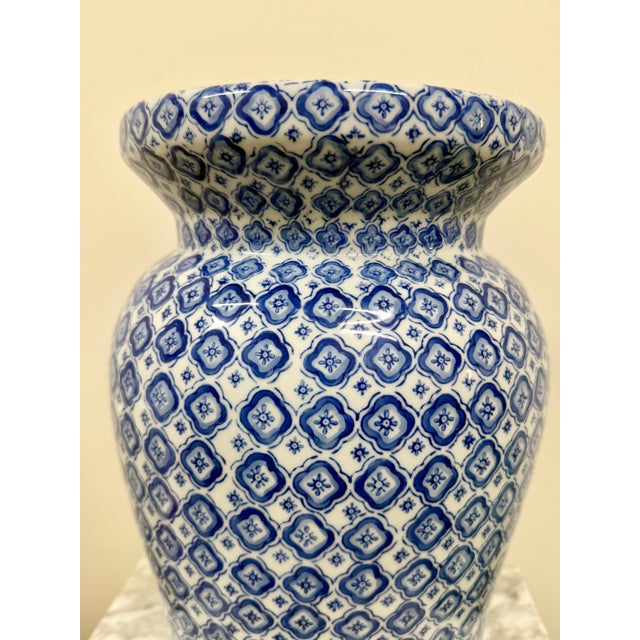 Blue and White Ceramic Garden Stool For Sale In Phoenix - Image 6 of 6