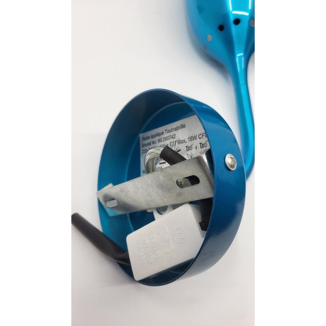 Tsé Tsé Adjustable Wall Lights in French Blue Aluminum, Set of 2 For Sale - Image 11 of 13