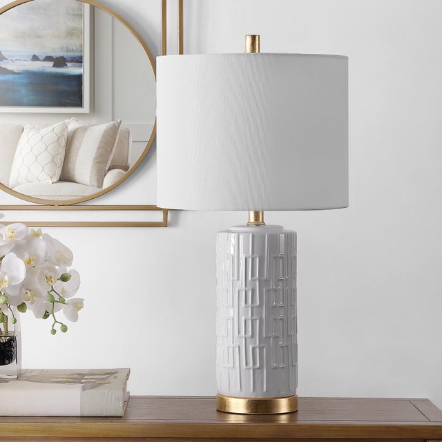 Illuminate your space with the PEHONIX 25.5 inch table lamp, a stunning blend of elegance and style. This exquisite lamp...