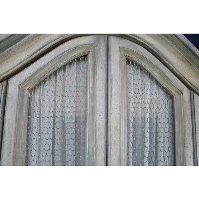 Wellington Hall Painted French Provincial Illuminated Drybar Bar Cabinet For Sale - Image 15 of 17