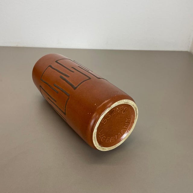 Line Tube Pottery Fat Lava Vase, 1970 For Sale - Image 14 of 16