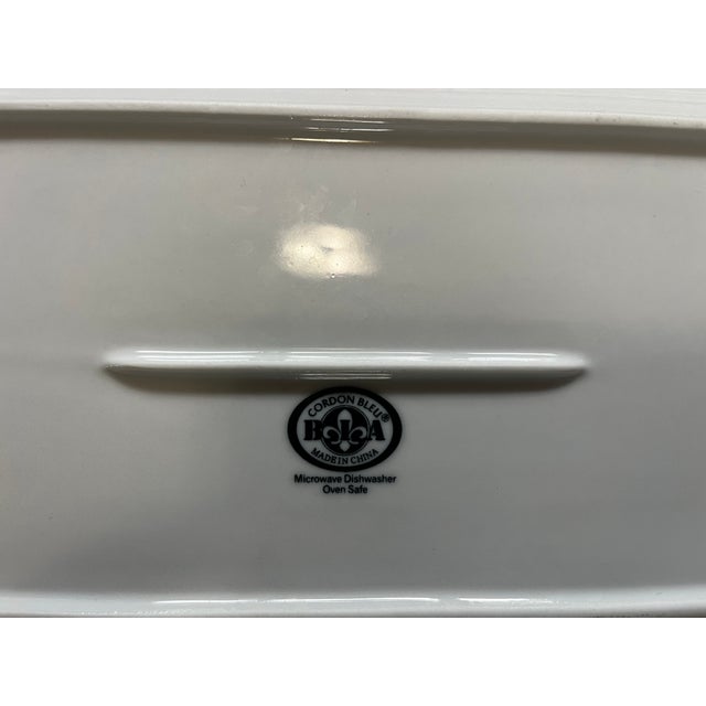 1990s Mid-Century Modern Style White Cordon Bleu Platters- Set of 5 For Sale - Image 4 of 4