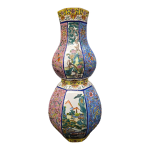 Chinese Famille Rose Octagonal Double-Gourd Vase, Tongzhi Seal Mark