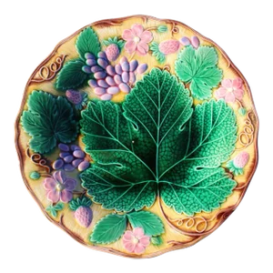 1940s Wedgwood Majolica Strawberries and Leaves Plate
