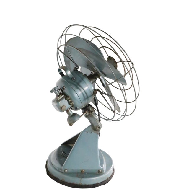 Vintage Industrial Style Oscillating Table Fan by Mimar Model 412 X For Sale In New York - Image 6 of 12