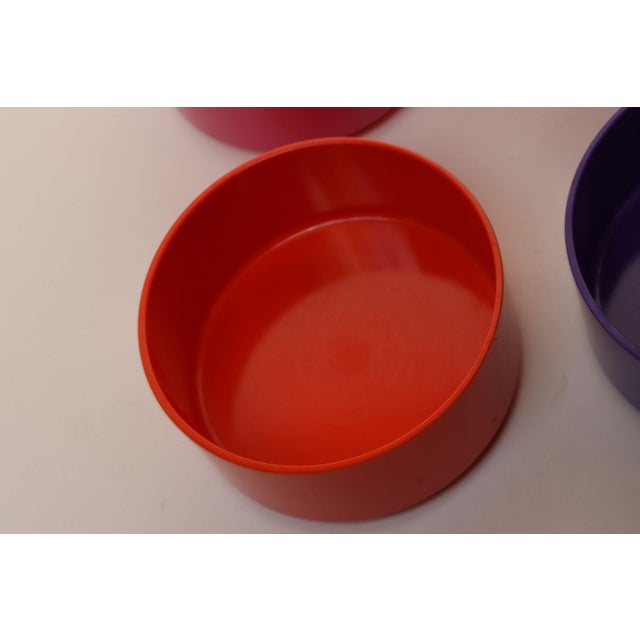 Set of Four Vintage Purple, Orange and Pink Melamine "Max" Bowls by Massimo Vignelli for Heller For Sale - Image 13 of 14