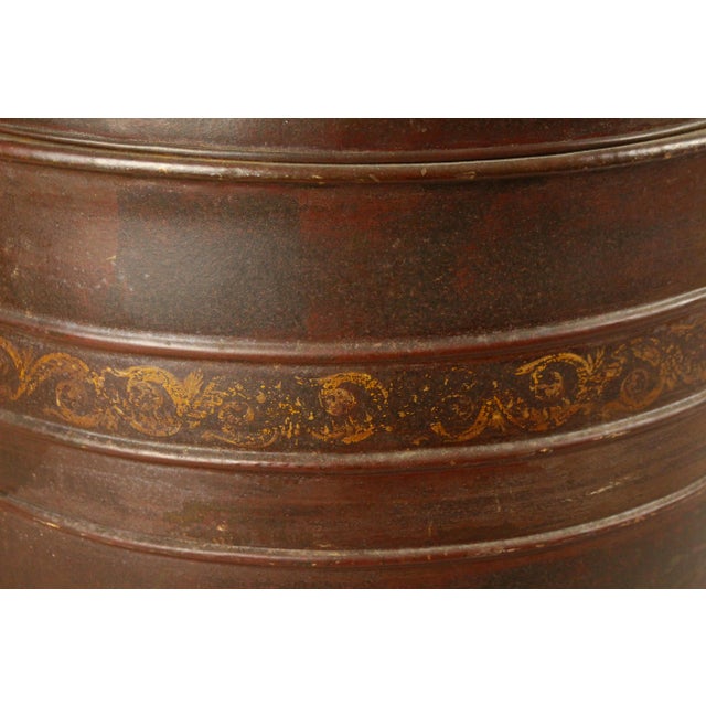 19th C. Victorian Tin Tole X-Large Hat Box W Lock 23" X 16.5" For Sale - Image 10 of 17