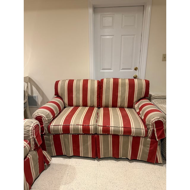 Traditional Vintage Bradford Furniture Matching Loveseat Set For Sale - Image 3 of 4