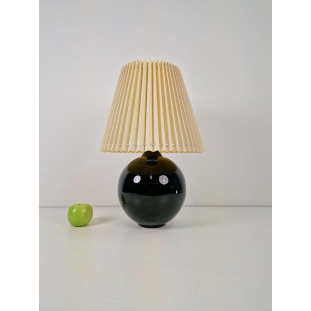 Black Opaline Glass Spherical Table Lamp in the style of Jacques Adnet, 1950s For Sale - Image 5 of 10
