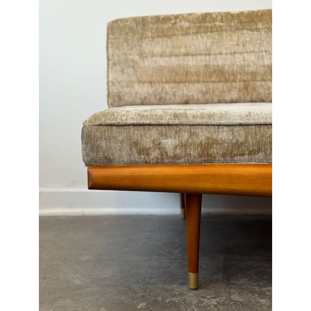 Mid-Century Modern 1950's Yugoslavian Daybed in Velvet For Sale - Image 3 of 15