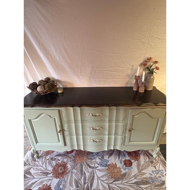 French Provincial Late 20th Century French Provincial Credenza Sideboard For Sale - Image 3 of 7