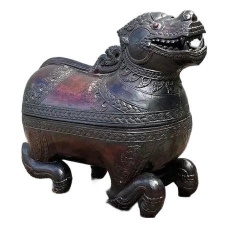 Vintage Asian Carved Wood Lion Box For Sale
