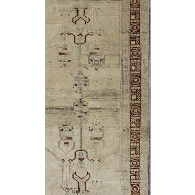 Keivan Woven Arts Vintage Taupe Oushak Rug With Tribal Design in Brown & Cream For Sale - Image 4 of 6
