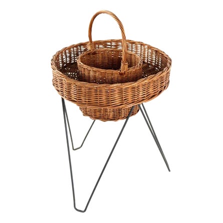 Vintage Wicker Plant Stand For Sale