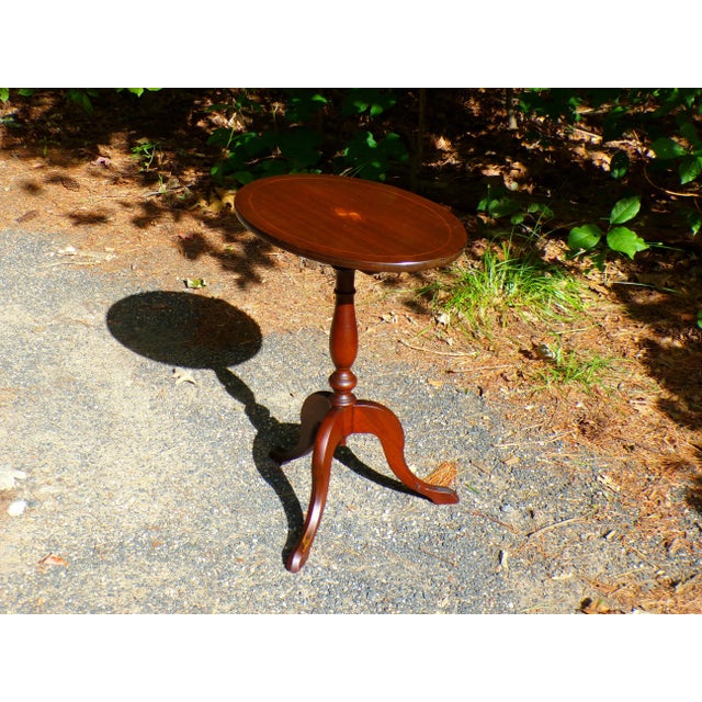 Vintage Small Mahogany Federal Oval Tilt Top Pedestal Table Candle Stand For Sale - Image 4 of 12