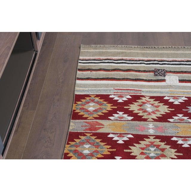 1960s Vintage Handwoven Anatolian Striped Kilim - Small Tribal Accent Rug For Sale - Image 10 of 10