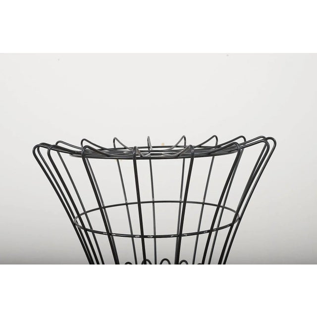 Grey-Silver Powder-Coated Bent Metal Wire Coat Stand by Verner Panton for J. Lüber AG For Sale - Image 3 of 11