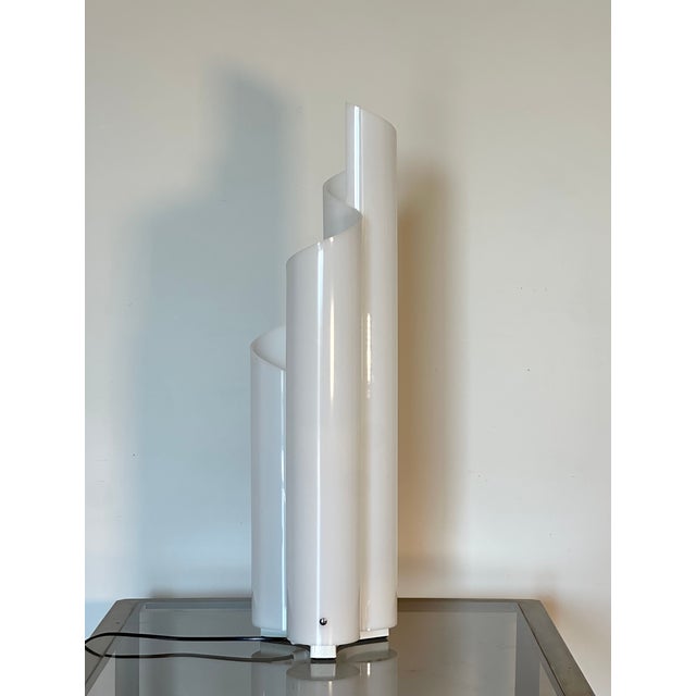 White Mezza Chimera Table Lamp by Vico Magistretti for Artemide, 1970s For Sale - Image 8 of 15