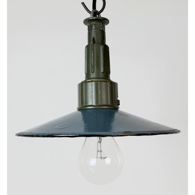 1960s Industrial Blue Enamel Military Pendant Lamp with Cast Aluminium Top, 1960s For Sale - Image 5 of 18