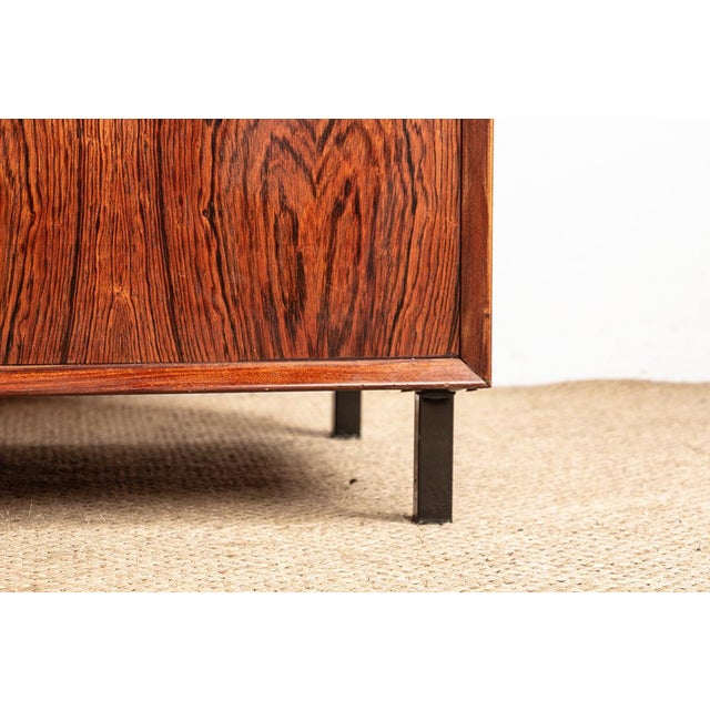 1960s Vintage Scandinavian Buffet in Rosewood by Erik Brouer for Brouers Mobelfabrik, 1960 For Sale - Image 5 of 13