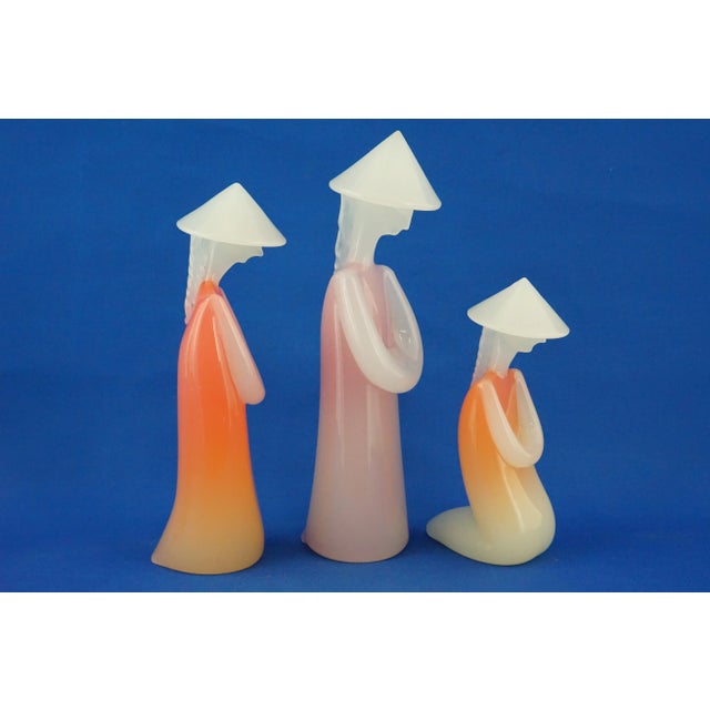 20th Century Figures in Blown Opaline Murano Glass by Archimede Seguso, Italy, Set of 3 For Sale - Image 4 of 18
