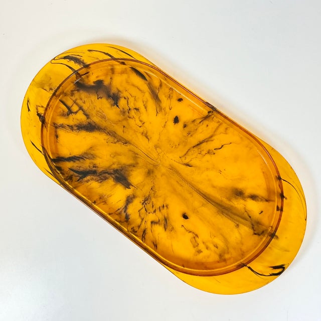 1970s Vintage Hollywood Regency Boho Chic Faux Tortoise Acrylic Lucite Tray For Sale - Image 4 of 14