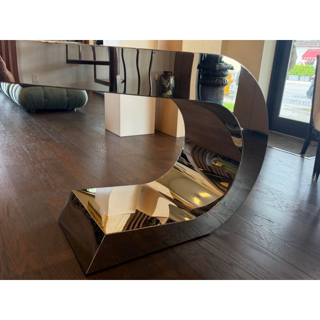 Metal Italian Mid Century Modern Console Table . For Sale - Image 7 of 9