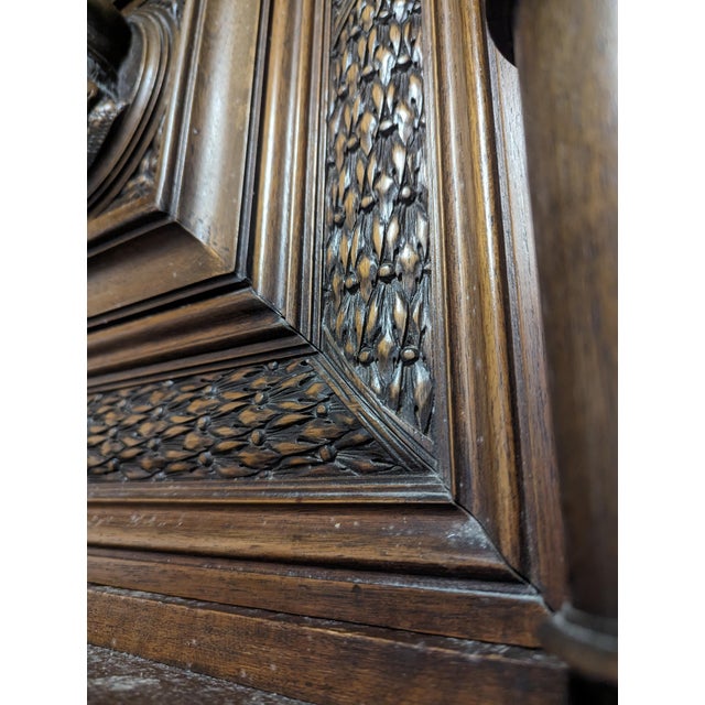 Renaissance Style Buffet in Walnut For Sale - Image 9 of 18