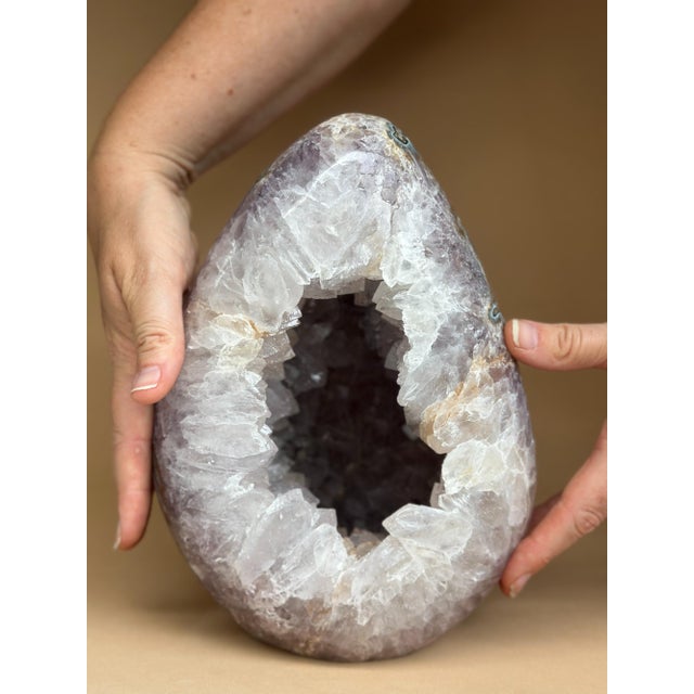 Contemporary Museam Grade Egg-Shaped Amethyst and Quartz Geode Sculpture From Uruguay For Sale - Image 3 of 8