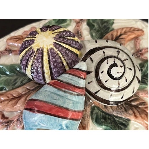 Fitz and Floyd Vintage 1996 Fitz and Floyd Ominbus Fish Market Oceana Covered Bowl For Sale - Image 4 of 7