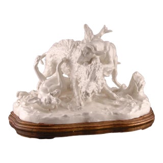 19th Century Sculpture Figural Group Hunting Scene Victorian Sevres Style White Porcelain D’après Oudry For Sale
