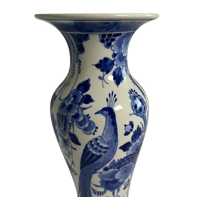 Vintage Hand-Painted Bird Vases from Royal Delft, 1980s, Set of 3 For Sale - Image 4 of 8